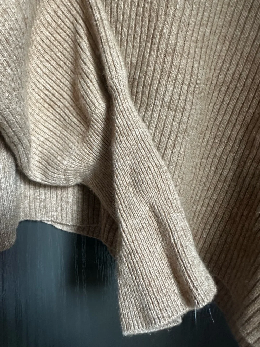 Reformation Luisa Cashmere Sweater L - Picture 4 of 7